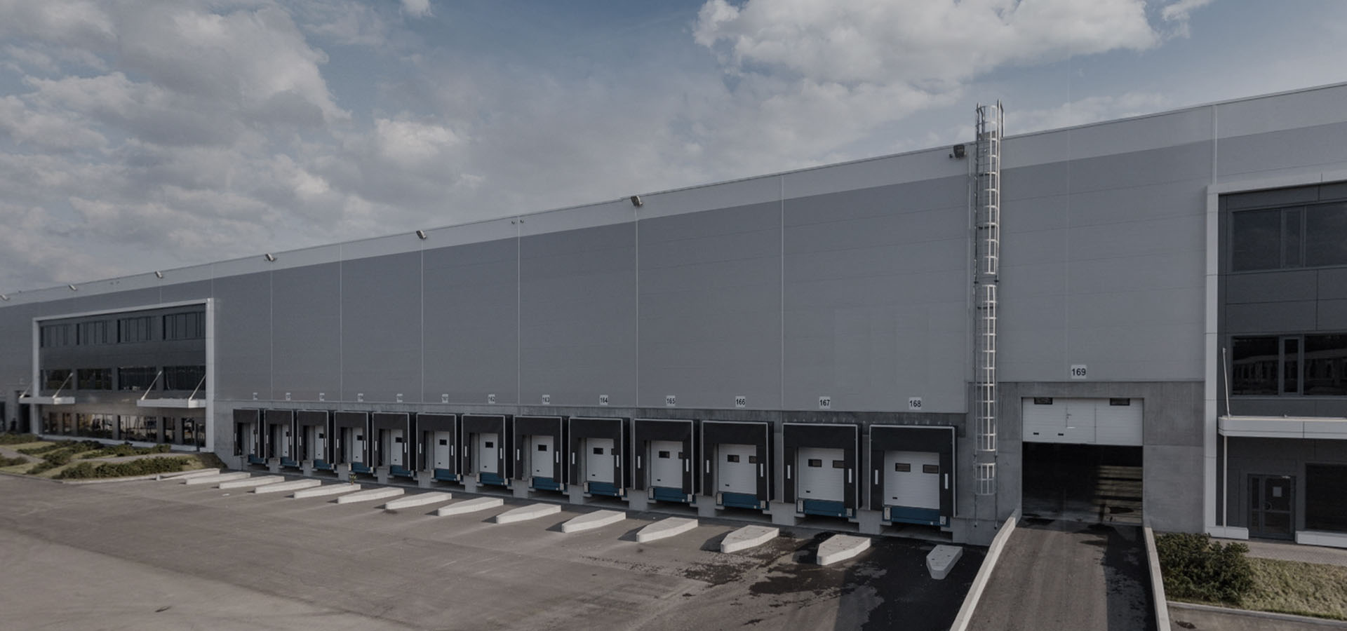 倉(cāng)儲(chǔ)物流